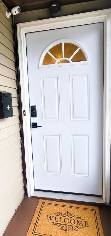Great 2 Bedroom Condo,Free Parking,Easy Commute. Irvington Buitenkant foto